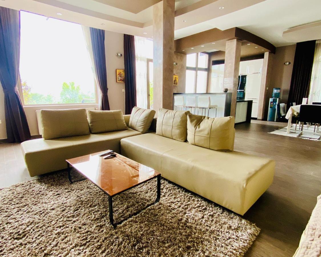 Villa Sunny Side Apartment Skopje Dolno Solnje Eksteriør bilde